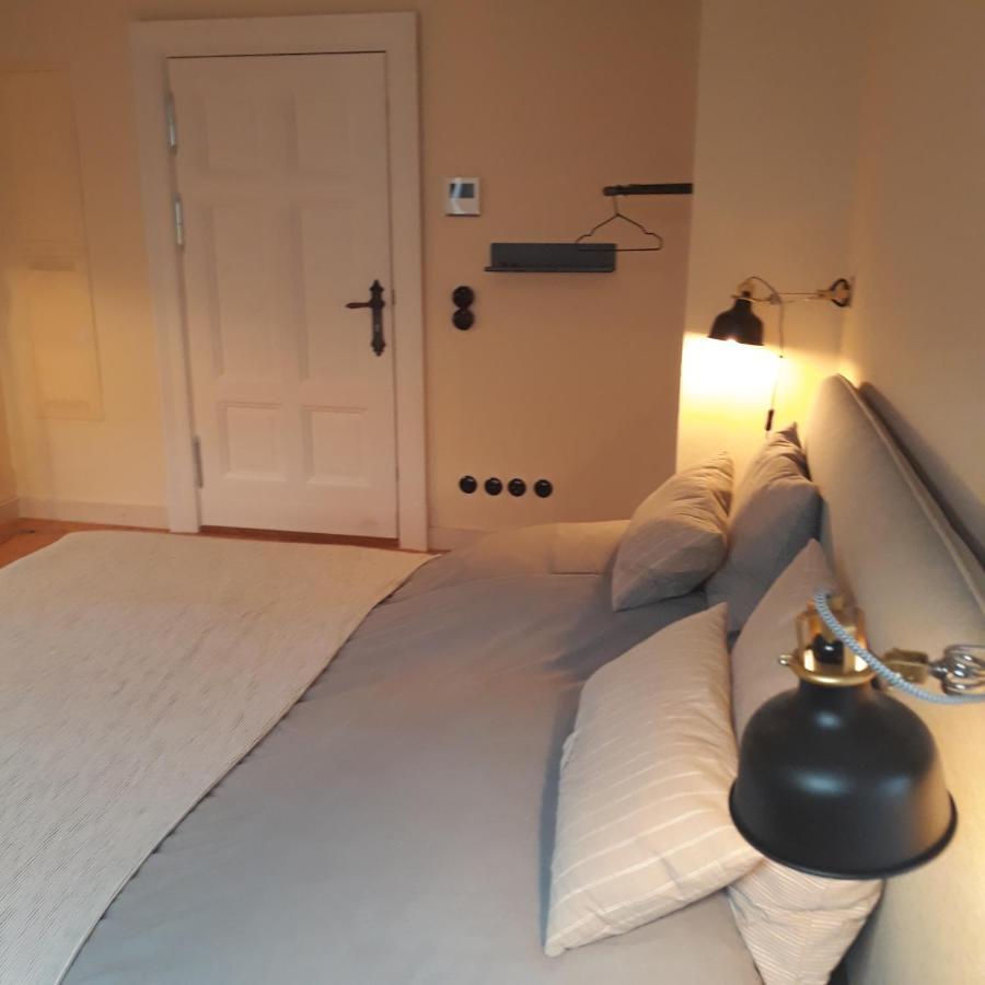 Homestay Stadtvilla An Der Viergelindenbruecke Rostock