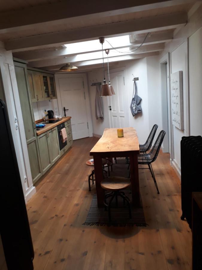 Homestay Stadtvilla An Der Viergelindenbruecke Rostock