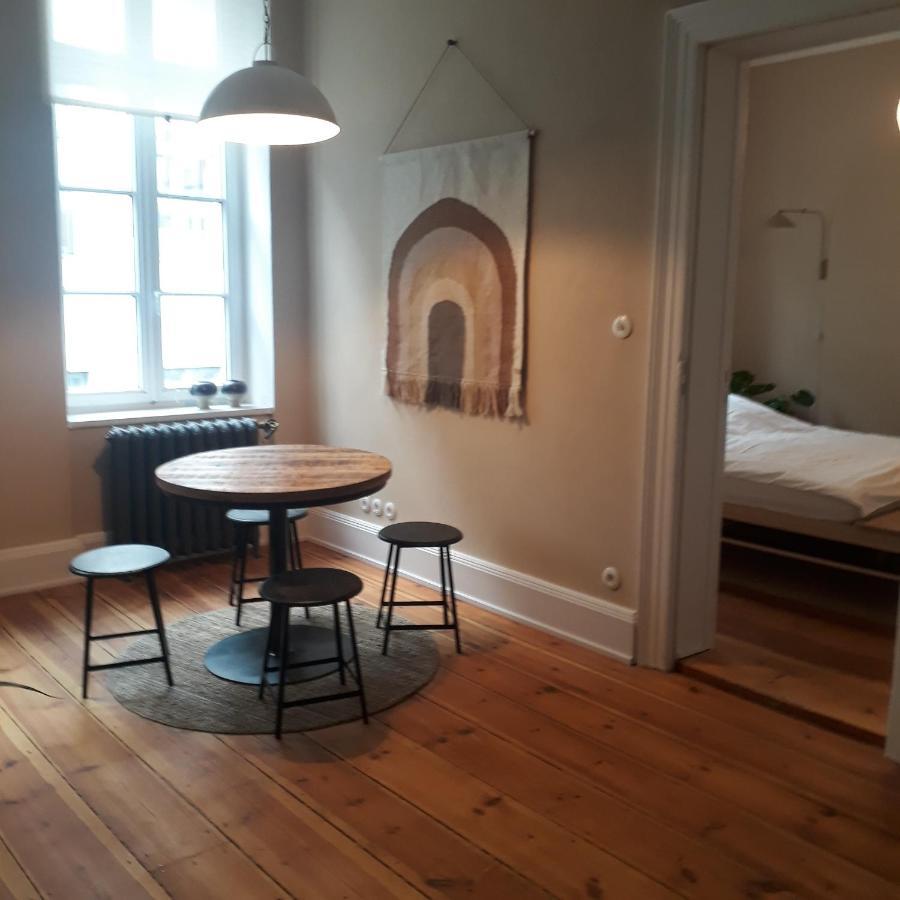 Homestay Stadtvilla An Der Viergelindenbruecke Rostock