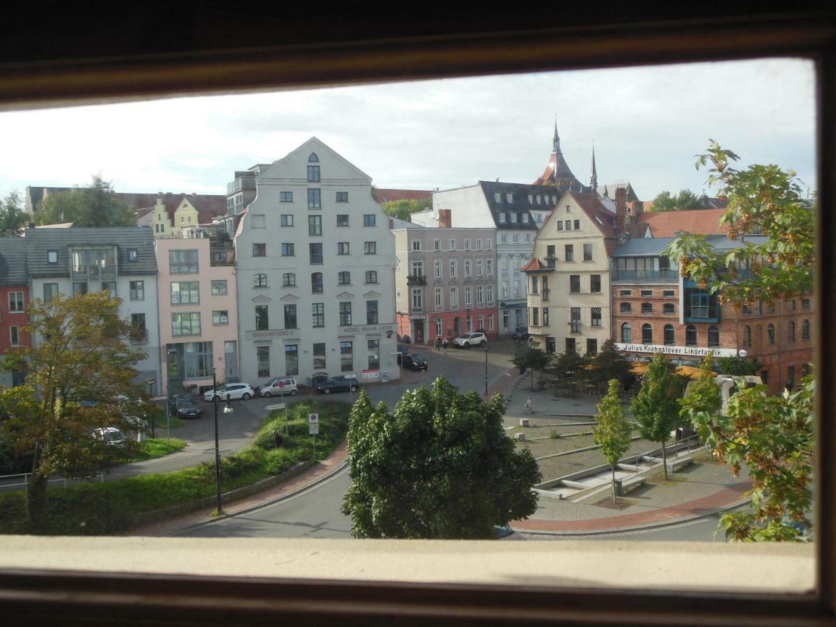 Stadtvilla An Der Viergelindenbruecke